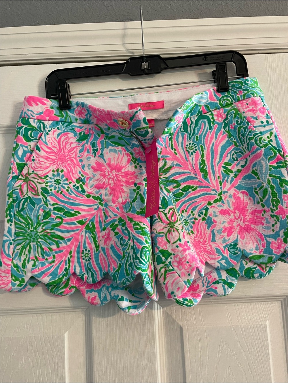 Lilly Pulitzer Pink & Aqua Floral Scallop Hem Athletic Shorts